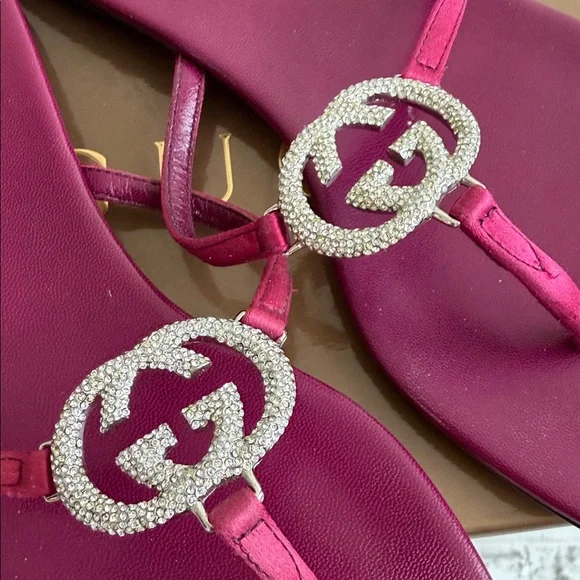 Gucci Rhinestone Thong Slippers - Picture 4 of 15